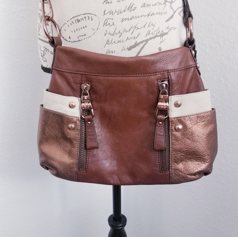B. MAKOWSKY PURSE